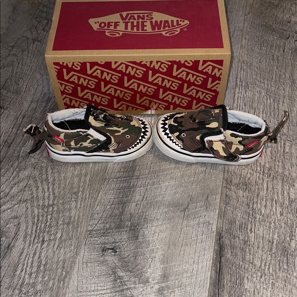 Vans Kids Camouflage Shark Sneakers